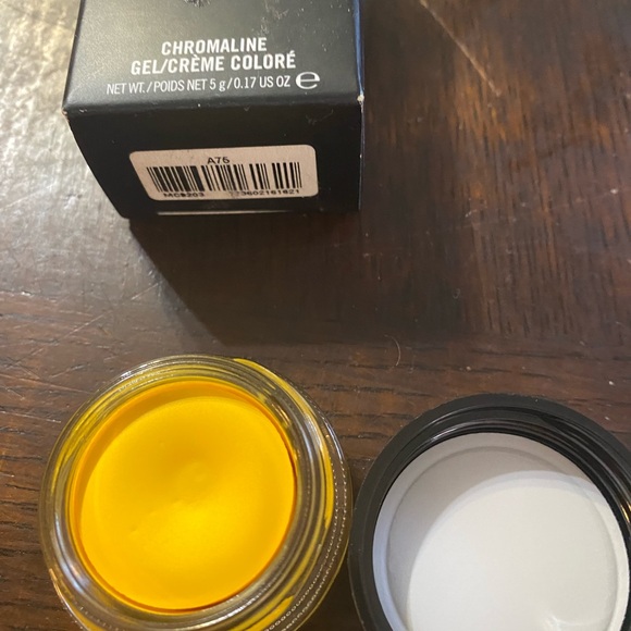 MAC Chromaline gel - Picture 4 of 7